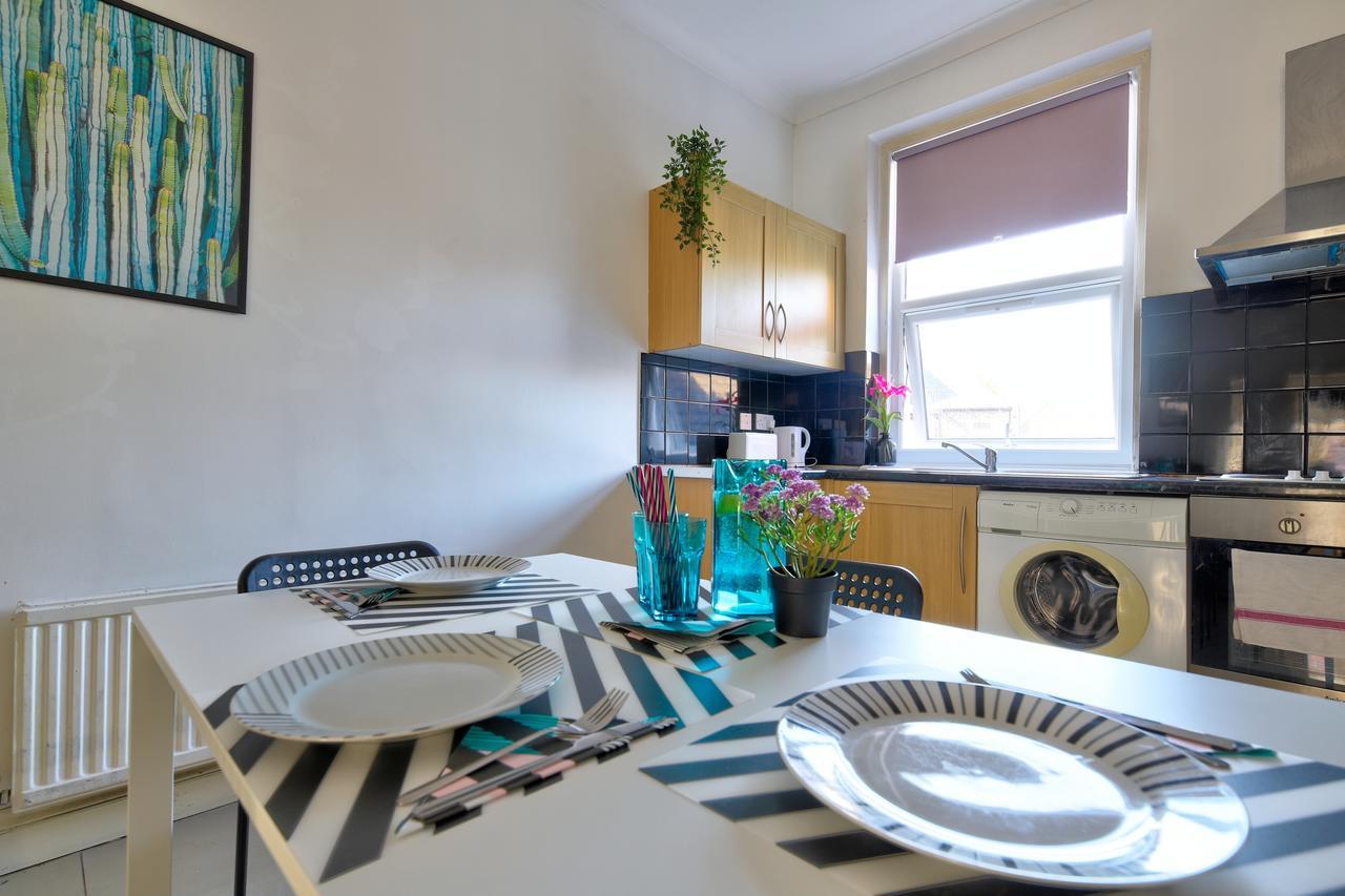 Willesden Short Let London Apartments Wembley Екстер'єр фото