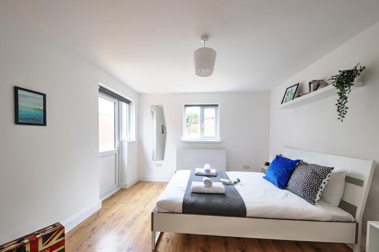 Willesden Short Let London Apartments Wembley Екстер'єр фото