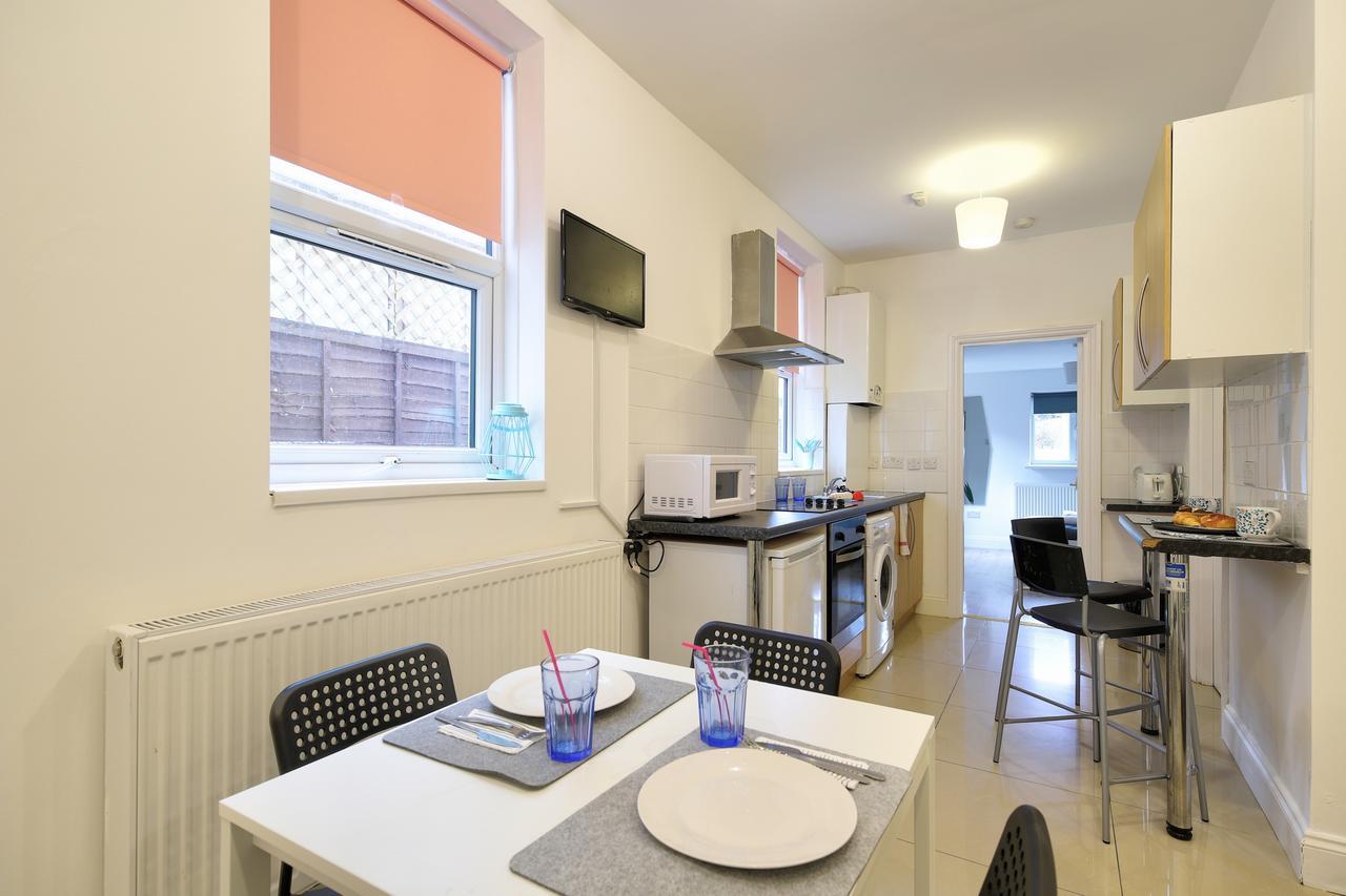 Willesden Short Let London Apartments Wembley Екстер'єр фото