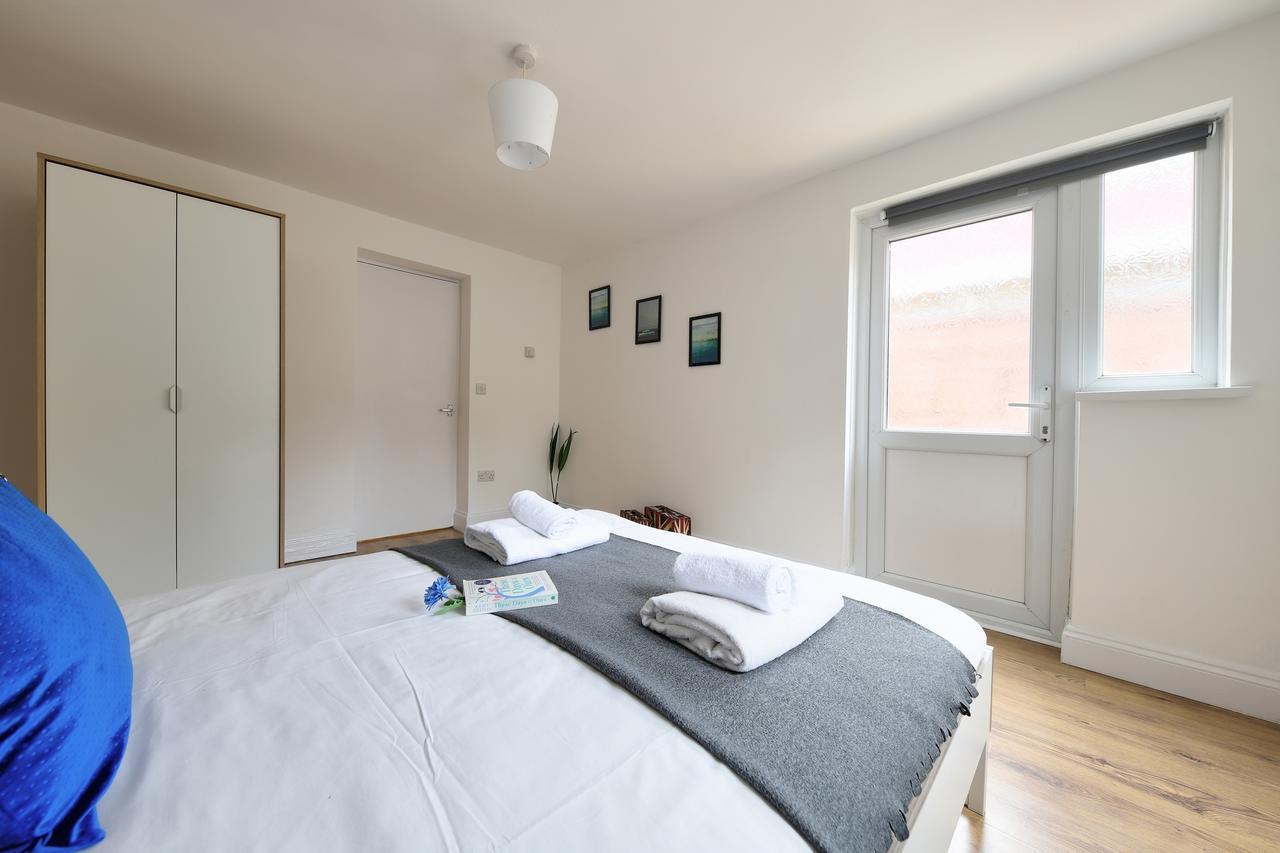 Willesden Short Let London Apartments Wembley Екстер'єр фото