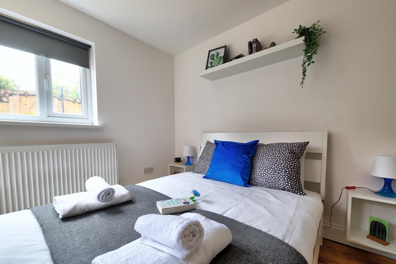 Willesden Short Let London Apartments Wembley Екстер'єр фото