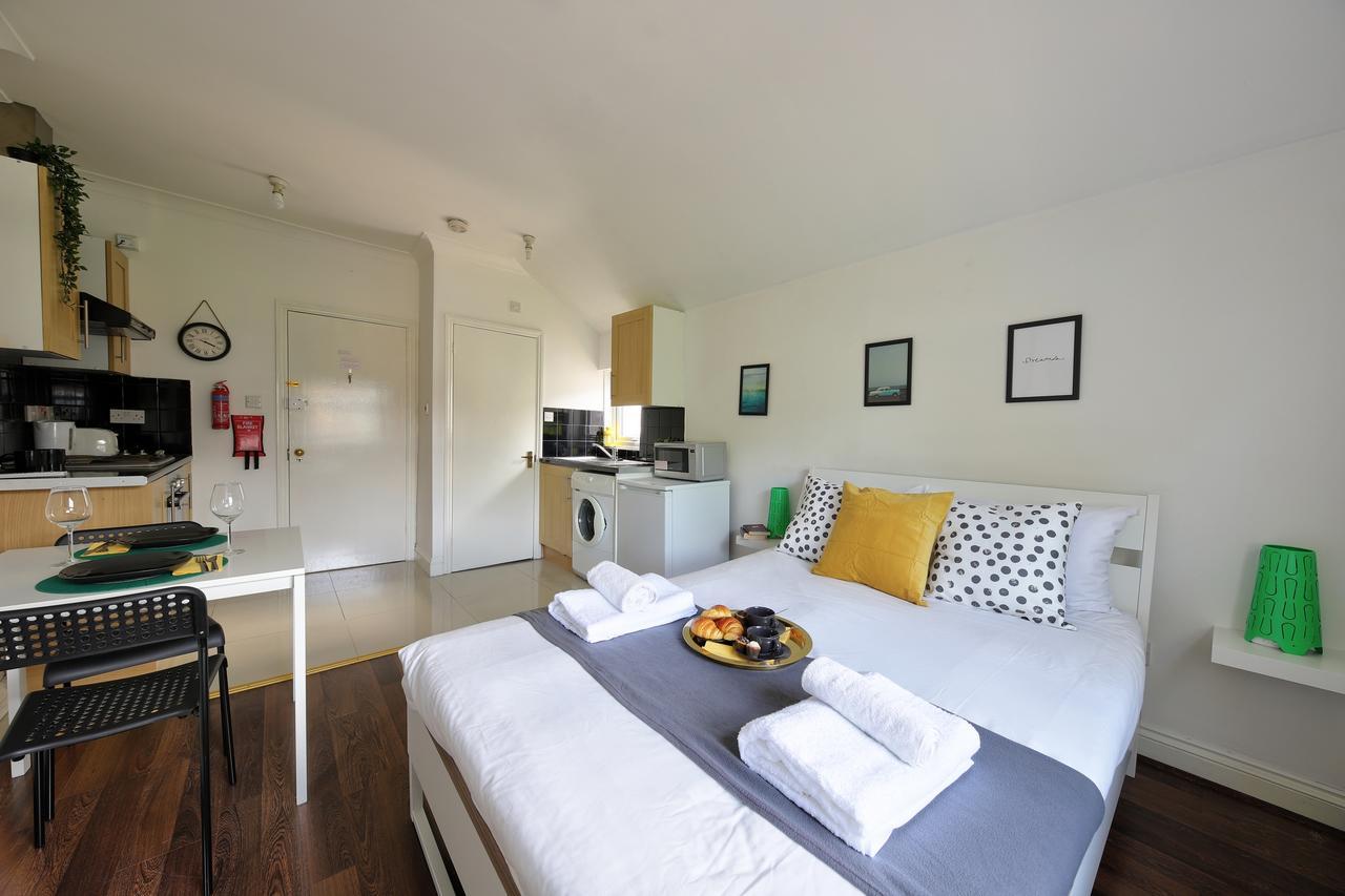 Willesden Short Let London Apartments Wembley Екстер'єр фото